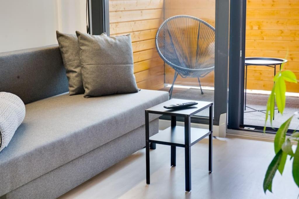 Best Location In Tampere! Modern City Apartment, 2Rooms, Kitchen And Balcony Kültér fotó