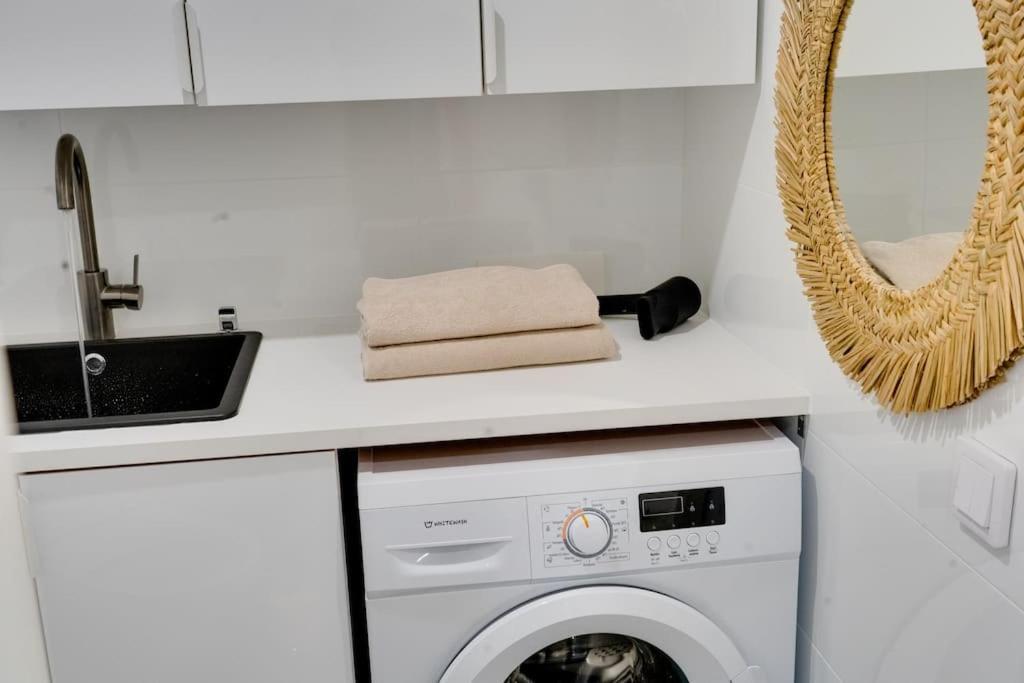 Best Location In Tampere! Modern City Apartment, 2Rooms, Kitchen And Balcony Kültér fotó