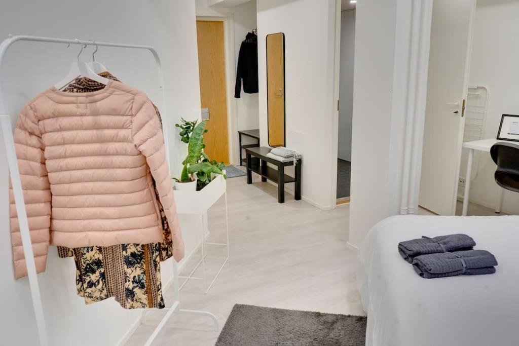 Best Location In Tampere! Modern City Apartment, 2Rooms, Kitchen And Balcony Kültér fotó
