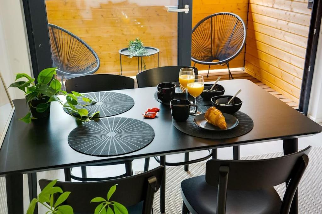 Best Location In Tampere! Modern City Apartment, 2Rooms, Kitchen And Balcony Kültér fotó