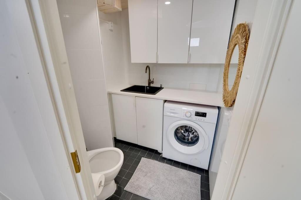 Best Location In Tampere! Modern City Apartment, 2Rooms, Kitchen And Balcony Kültér fotó